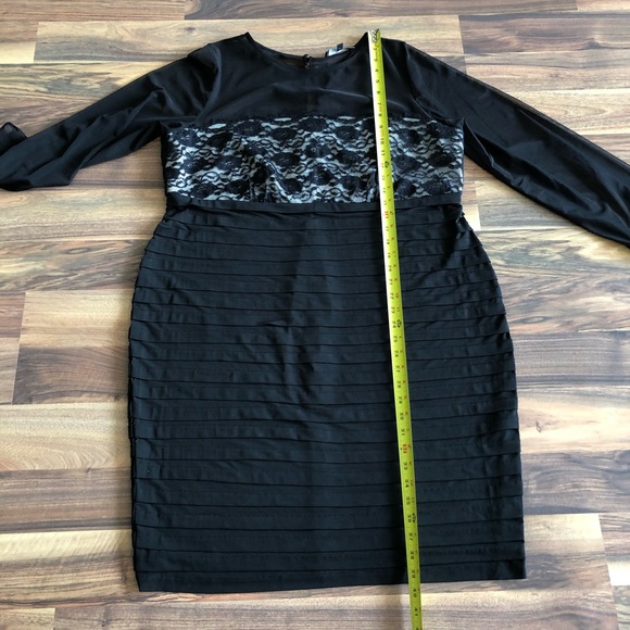 BNWT Laura Plus dress - Picture 9 of 9